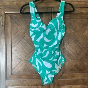 Shade & Shore Green and White One Piece Swimsuit